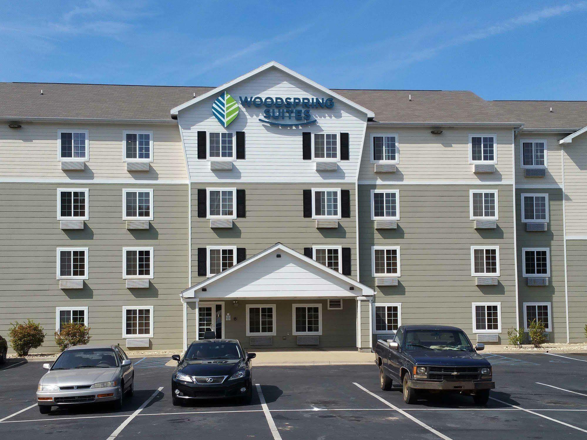 Woodspring Suites Louisville Southeast Forest Hills Kültér fotó